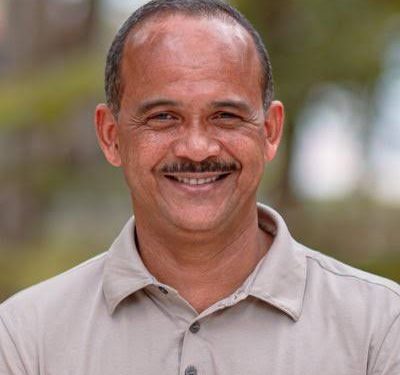 Camaçari: Elinaldo Araújo diz que Caetano não tem condições de ir para o tête-à-tête com ele e que só anda de galera