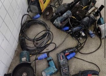 Candeias: PETO prende 2 ladrões que haviam assaltado Fábrica no distrito de Madeira