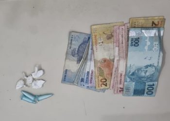 Candeias: PETO apreende drogas e detém indivíduo que fazia Zig Zag na estrada de Passé 