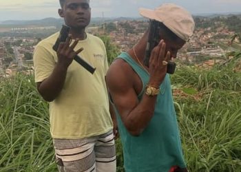 Candeias: Operação da PETO trocou tiros com facção BDM e apreendeu armas, segundo homem é identificado; veja imagens