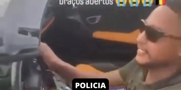 “JB” andava de Lamborguini na Europa, enquanto os soldados estavam na pista trocando tiros; veja vídeo