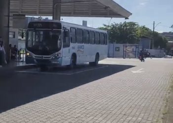 Candeias:Passageiros relatam atraso nos horários da empresa Avanço 
