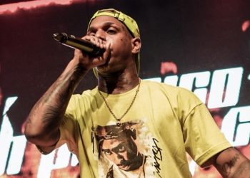 OH Polêmico desmaia durante show  e é levado às pressas para o hospital