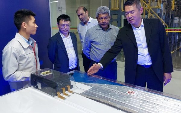 Jerônimo anuncia chegada da BYD na Bahia com evento no Farol da Barra, nesta terça