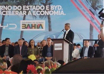 BYD investirá R$ 3 bilhões para instalar três fábricas na Bahia
