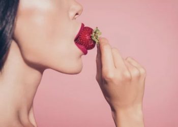 Mulheres gostam mais de sexo oral do que de penetração, diz pesquisa