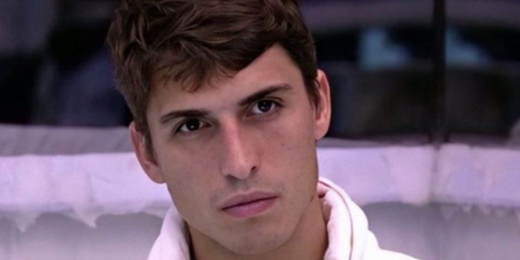 Ex-BBB Felipe Prior é condenado a 6 anos por estupro