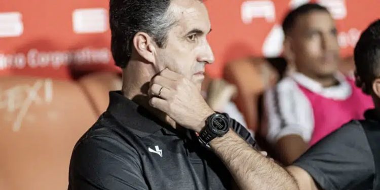 Vitória encara o Sport buscando permanecer na zona de classificação