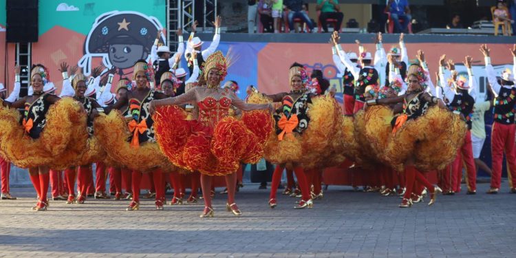 Quadrilha junina Brilho Candeense faz bonito em Ipiaú e vence concurso com louvor