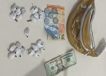 Peto prende passageiro com drogas dentro de ônibus em Candeias 