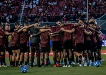 Pra cima! Vitória tem 88% de chance de acesso à Série A