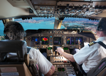 Três em cada quatro pilotos caem no sono durante o voo