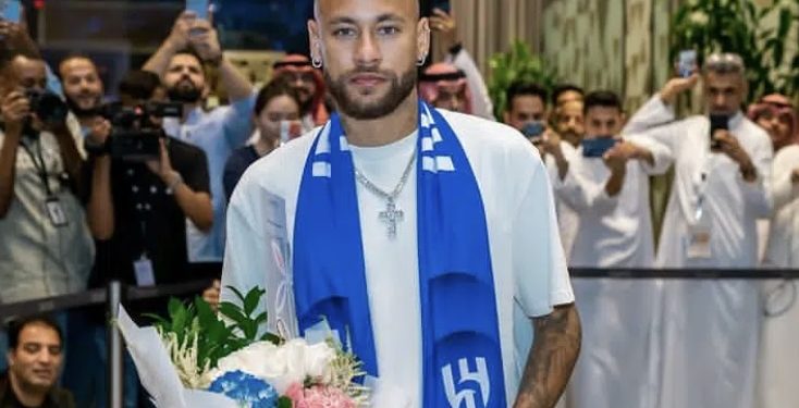 Arábia Saudita recebe Neymar em grande estilo