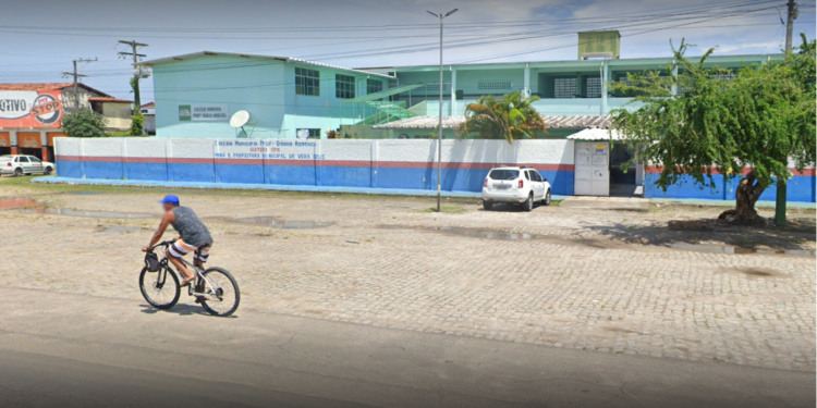 Professor é afastado após alunas denunciarem assédio sexual na Bahia