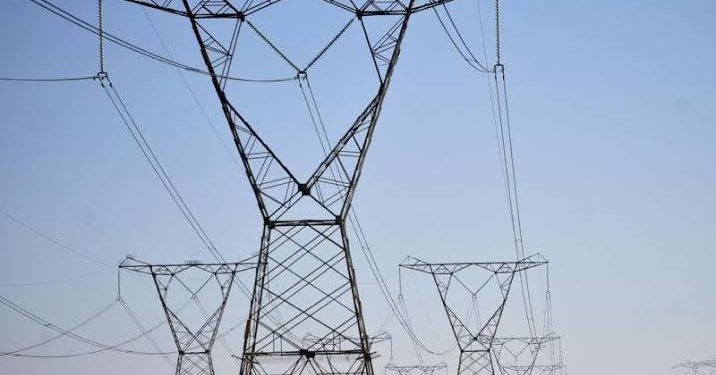 Queda de energia deixa TIM, Claro e Vivo com instabilidade na manhã desta terça