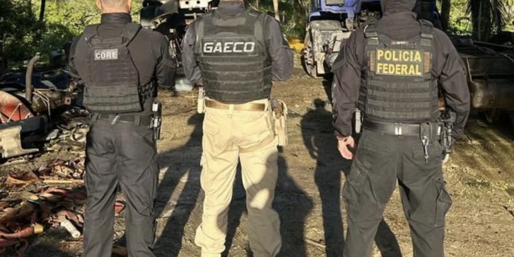 Candeias: Polícia Federal deflagra operação contra grupo que desviava insumos agrícolas no Porto de Aratu