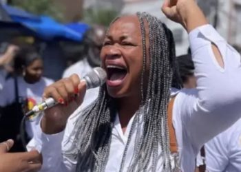 Morte de Mãe Bernadete: Olívia Santana denuncia “estado truculento” e diz que povo negro não quer “migalhas de vida”