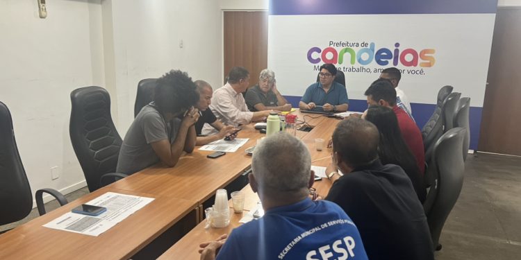 Prefeito institui projeto “Nova Feira” e cria grupo de trabalho para debater ações para reforma da Central de Abastecimento 