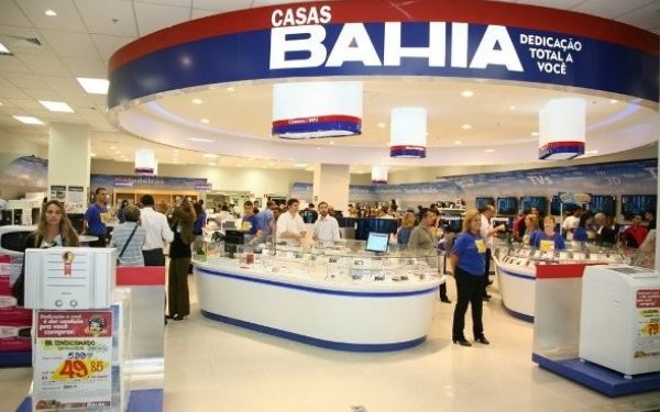 Dona das Casas Bahia planeja fechar 100 lojas e demitir 6 mil funcionários