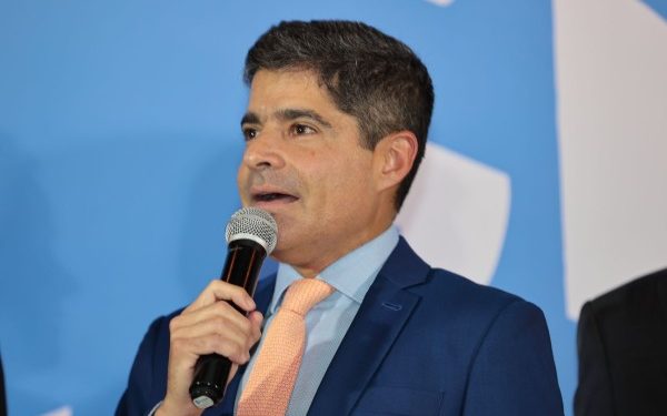 ACM Neto chama Jerônimo de omisso, e diz que ‘facções ditam leis’ na Bahia