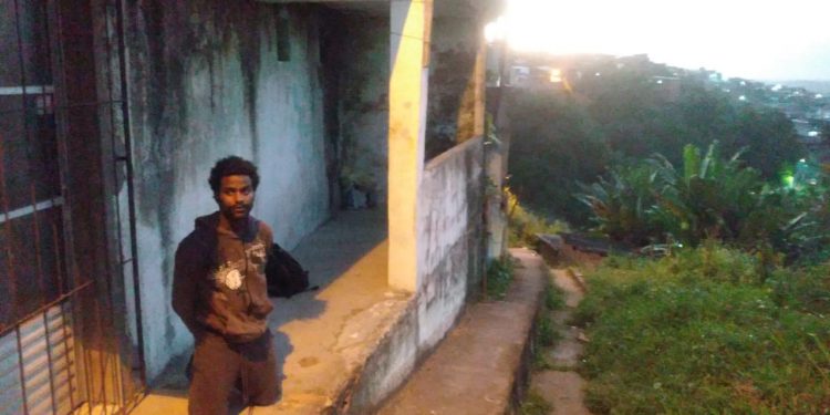 Urgente :Preso homem que esfaqueou três pessoas em Candeias