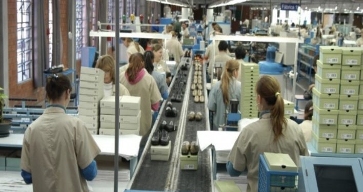 Mais de 400 mil empresas fecham no Brasil durante o primeiro semestre de 2023, aponta levantamento