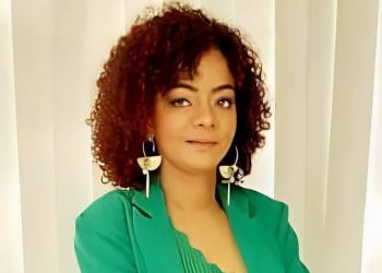 São Francisco do Conde: Ró Valentin, pré-candidata de oposição surpreende e aprece em 1º em enquete realizada com seguidores do JC