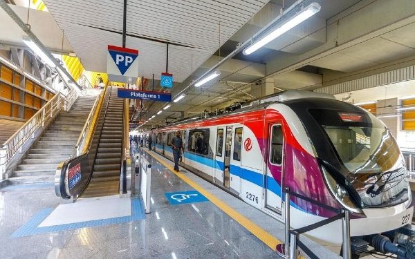 Vereador sugere instalação de grades no metrô como prevenção ao suicídio