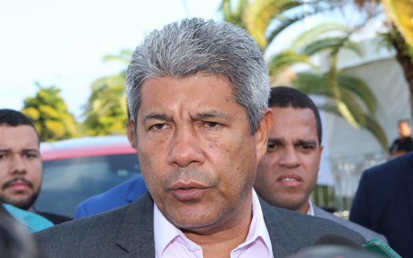Jerônimo pretende definir nome de candidato a prefeito de Salvador até outubro