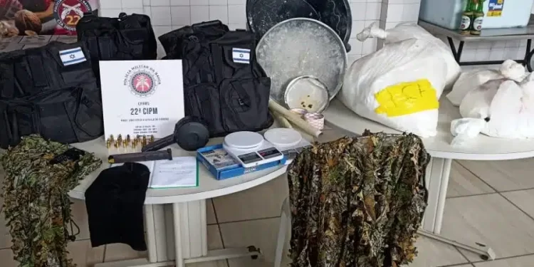 PM estoura laboratório de cocaína encontrado em Simões Filho