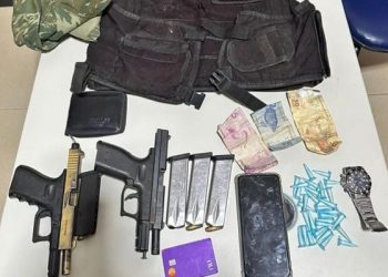 Polícia mata suspeito de envolvimento na morte de policial federal em Salvador e comparsa