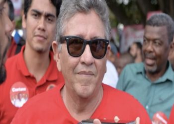 “Todo mundo é farinha do mesmo saco”, diz Caetano sobre nomes de Elinaldo para em Camaçari em 2024