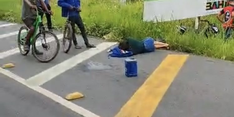 Candeias: acidente de moto no Anel viário deixa mulher ferida