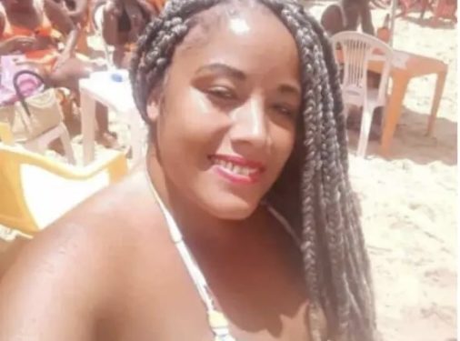 Rifeira é morta a tiros após ser chamada na porta de casa em Salvador