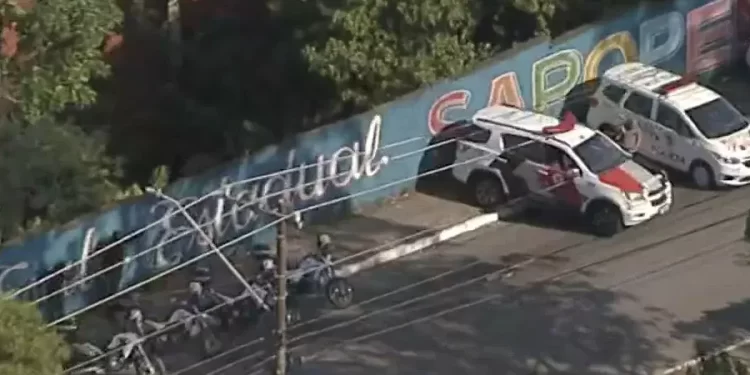 Aluno invade escola e abre fogo contra colegas em São Paulo