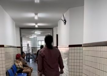 Marido de cantora é conduzido às pressas para a Delegacia; o que vai acontecer com ele?