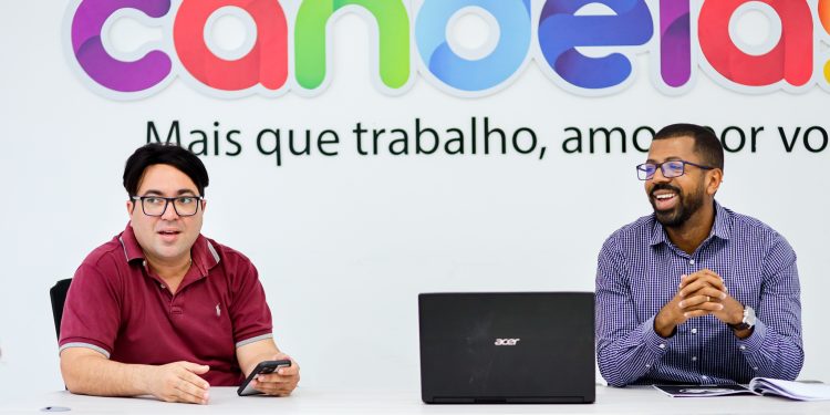 Candeias: Prefeitura se reúne com representantes do SENAI para viabilizar cursos profissionalizantes