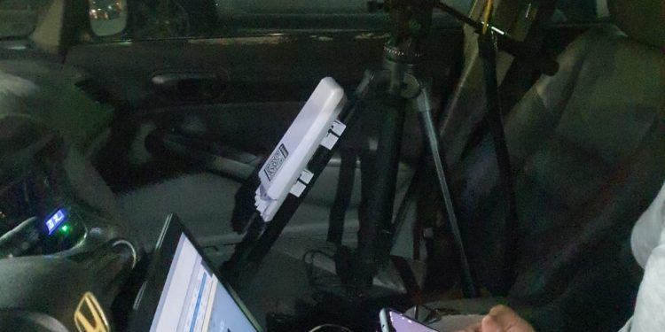 Candeias: Blitz estadual do Detran com radar escondido e agente descaracterizado é proibida por órgão federal, tenente ameaça repórter