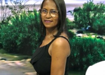 homem mata companheira a tiros na Região Metropolitana