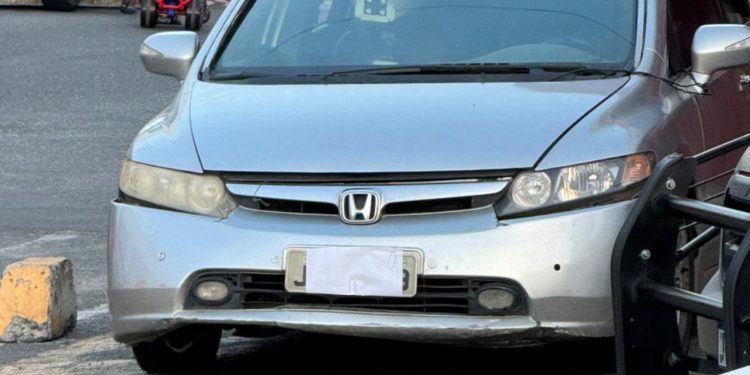 Exclusivo: Carro de radar oculto em blitz do governo do estado em Candeias tem histórico de multas e pertence a empresa de reboque, veja dados