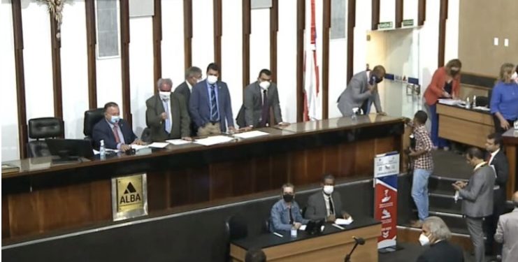 Assembleia Legislativa da Bahia aprova projeto de lei que aumenta ICMS de 19% para 20,5%