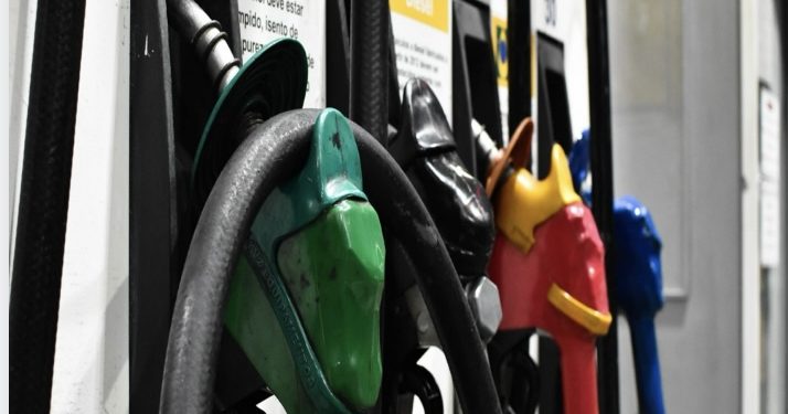 Gasolina e diesel ficam mais caros na Bahia; gás de cozinha sofre redução no preço