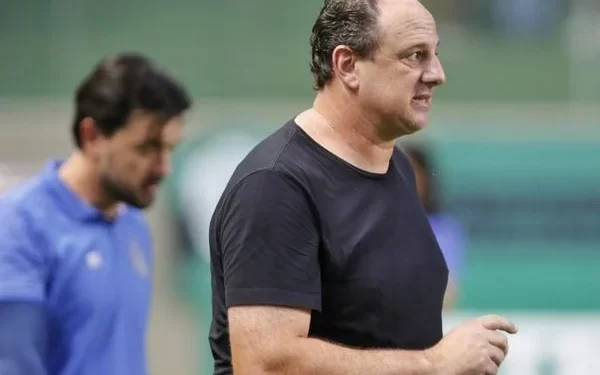 ‘Me sinto envergonhado pelo meu trabalho’, admite técnico do Bahia