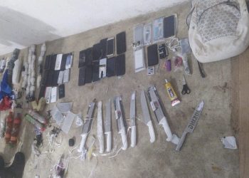 GOLAÇO DA POLÍCIA PENAL: bandidos são baleados durante tentativa de arremesso de celulares e facas no Presídio Salvador