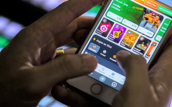 Câmara aprova projeto que regulamenta apostas online