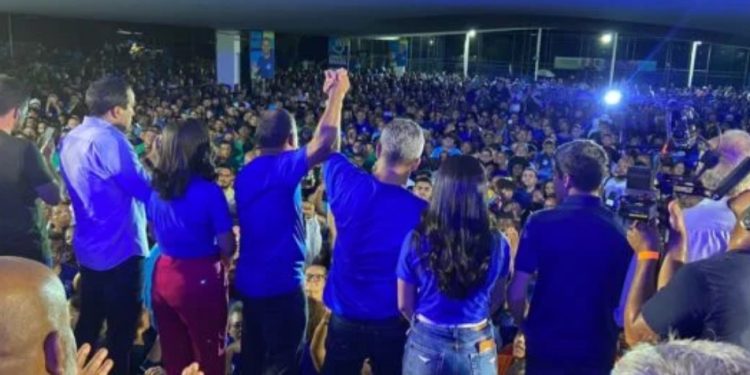 Camaçari: Elinaldo cutuca Caetano: “Aqui não tem ditador”