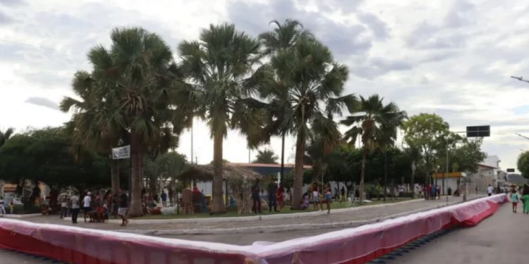 ESTUPRO COLETIVO contra menina de 15 anos choca cidade do interior baiano