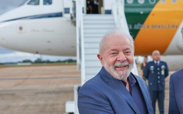 Lula teve mais compromissos no exterior do que viagens pelo Brasil em 2023