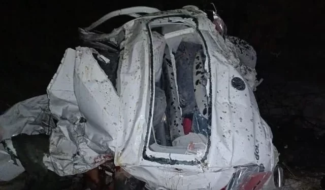 Colisão frontal na BR-116, próximo a Milagres, deixa casal e três filhos mortos