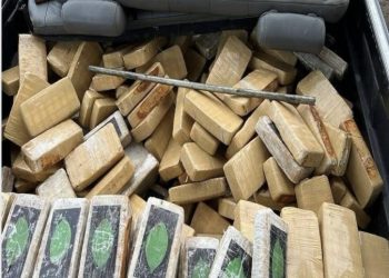 Agente da PRF é preso com mais de 300 kg de cocaína e crack no interior de SP